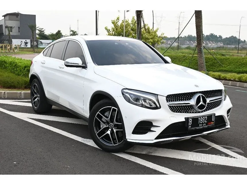 2019 Mercedes-Benz GLC300 AMG Line Coupe