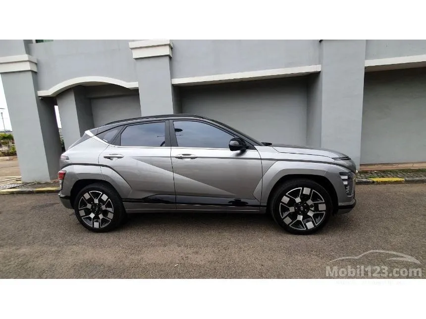2024 Hyundai Kona Signature Long Range SUV