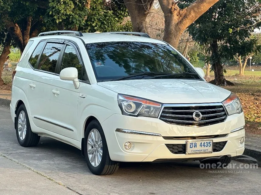 2015 Ssangyong Stavic SV200 Wagon