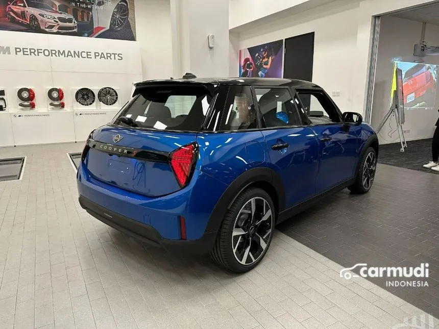 2024 MINI Cooper S Resolute Edition 5 Door Hatchback