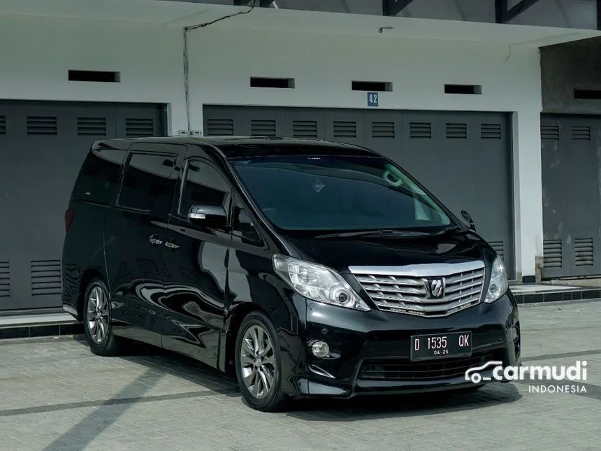 2011 Toyota Alphard S MPV