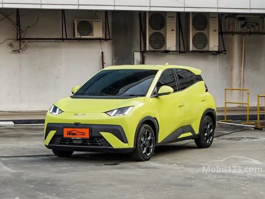 2025 BYD Atto 1 Standard Range Dynamic Hatchback