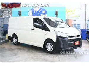 2022 Toyota HIACE 2.8 Eco Van