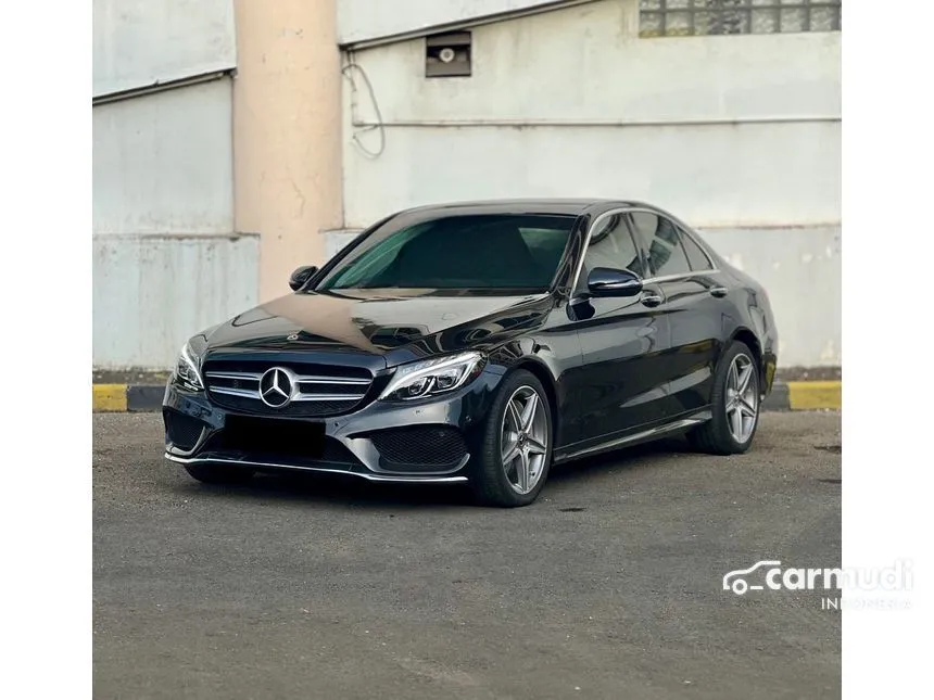 2018 Mercedes-Benz C300 AMG Line Sedan