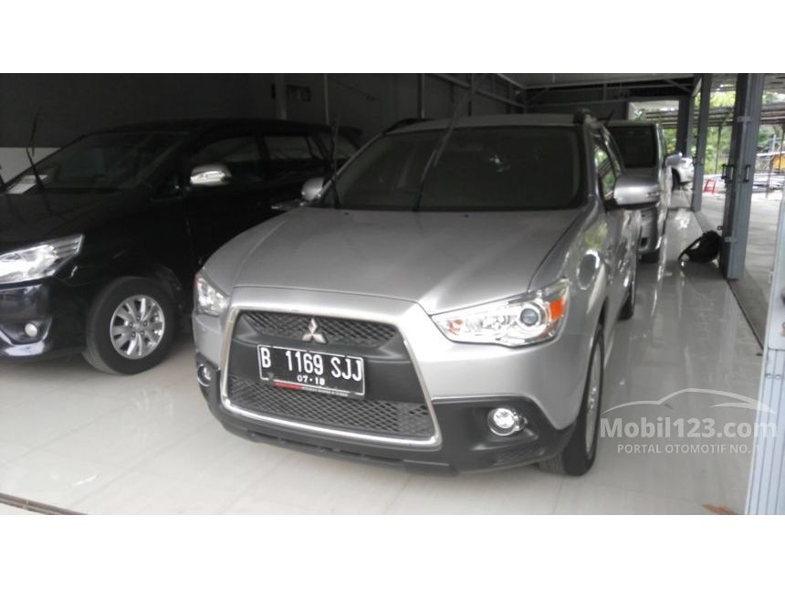 Jual Mobil Mitsubishi Outlander Sport 2013 GLX 2.0 di Jawa Jual Mobil Mitsubishi Outlander Sport 2013 GLX 2.0 di Jawa