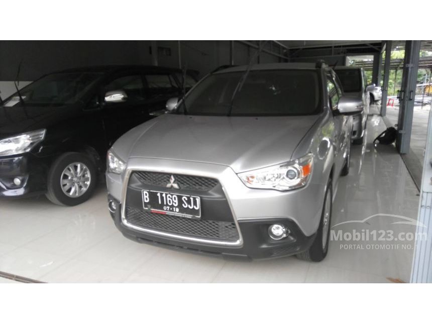 Jual Mobil Mitsubishi Outlander Sport 2013 GLX 2.0 di Jawa 