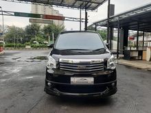 2014 Toyota NAV1 2.0 Luxury V MPV