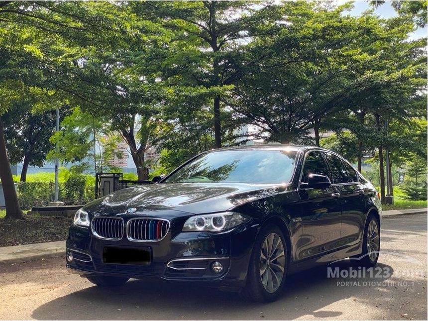 Jual Mobil BMW 520i 2017 Luxury 2.0 di DKI Jakarta Automatic Sedan