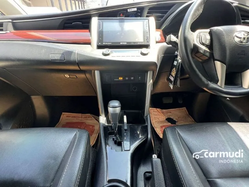 2019 Toyota Innova Venturer Wagon