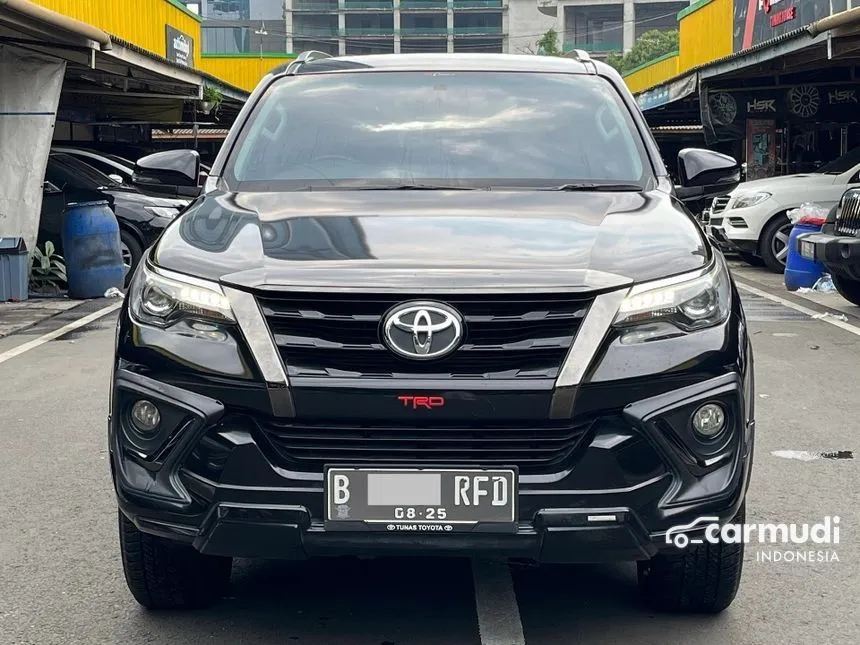 2020 Toyota Fortuner VRZ TRD 4X2 SUV