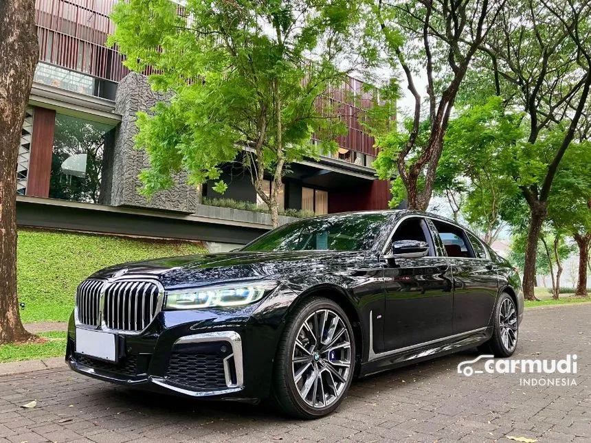 2019 BMW 730Li M Sport Sedan