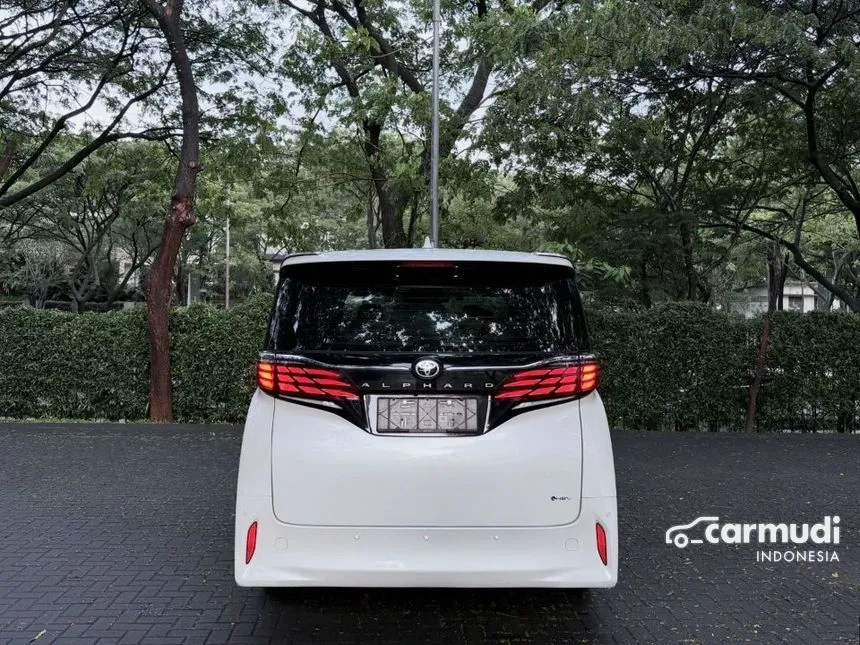 2023 Toyota Alphard HEV (Premium Color) MPV
