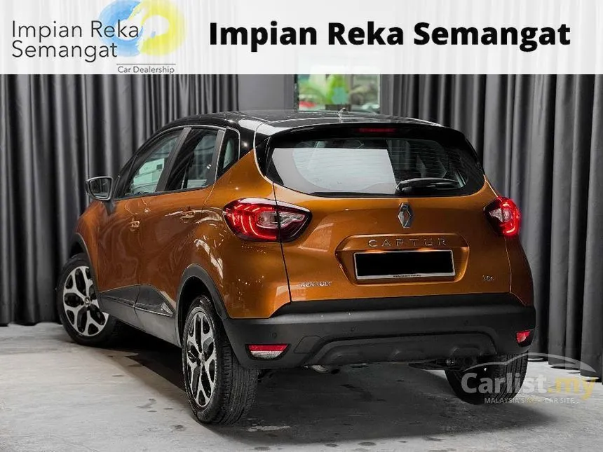 2018 Renault Captur TCe 120 (Flame red) SUV