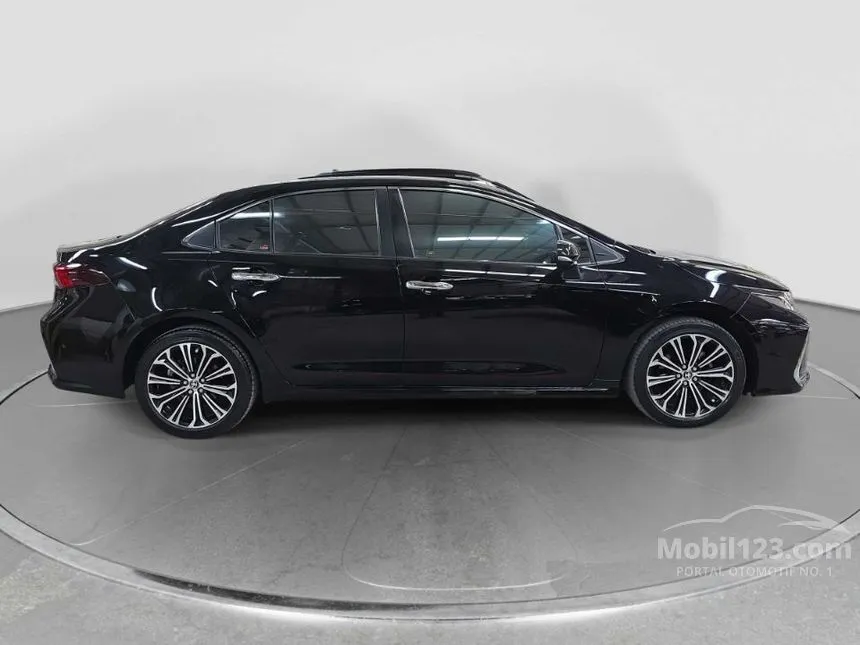 2020 Toyota Corolla Altis V Sedan