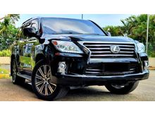2010 Lexus LX570 5.7 SUV ATPM Black on Beige - LOW KM SUPER ANTIK 40Ribuan - TANGAN PERTAMA - TOP CONDITION