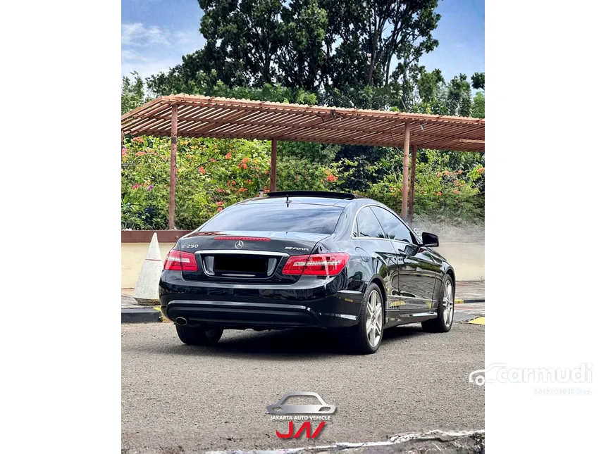 2011 Mercedes-Benz E250 AMG CGI Coupe