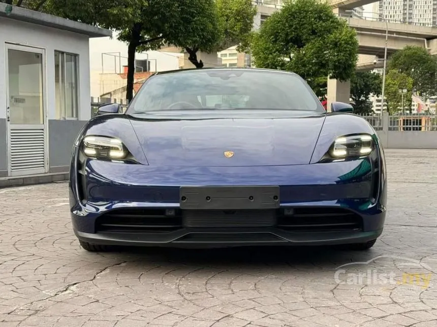 2020 Porsche Taycan 4S Sedan