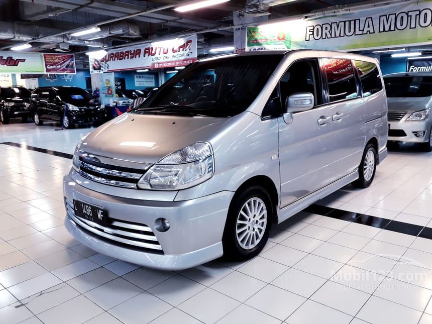 Nissan serena highway star