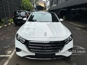 2025 Mercedes-Benz E200 2.0 Exclusive Line Sedan