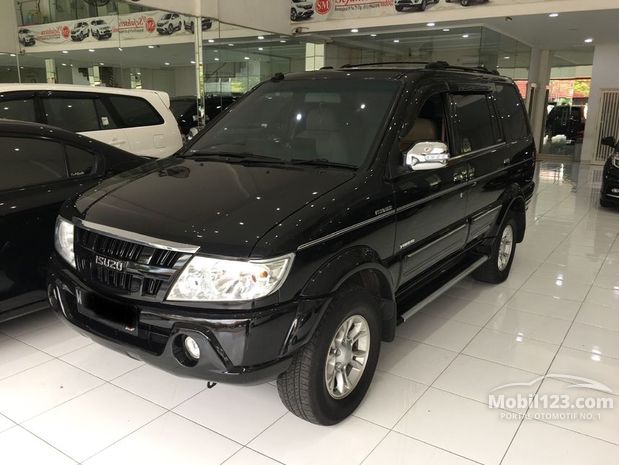 Isuzu Panther GRAND TOURING Mobil bekas dijual di Jawa Isuzu Panther GRAND TOURING Mobil bekas dijual di Jawa