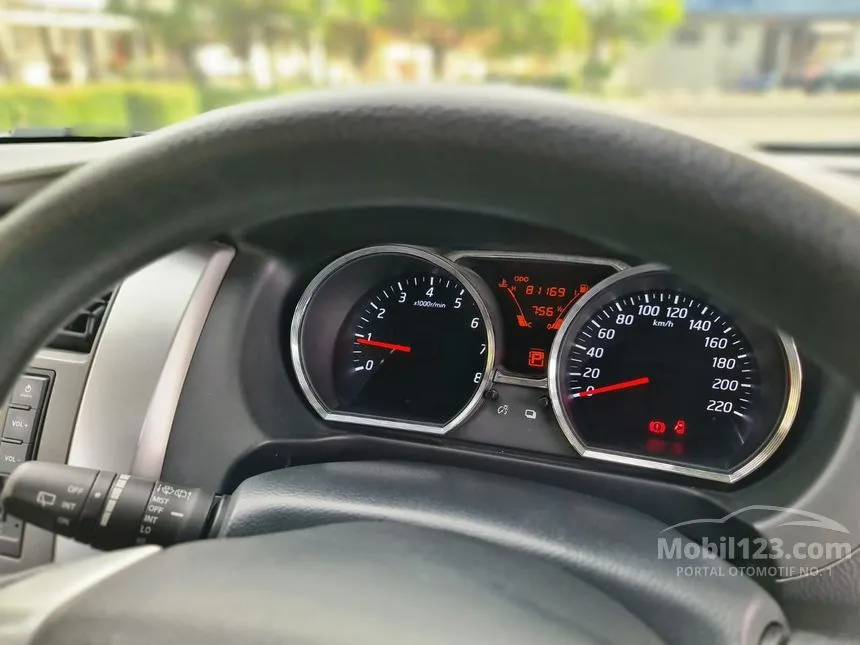 2014 Nissan Livina X-Gear MPV