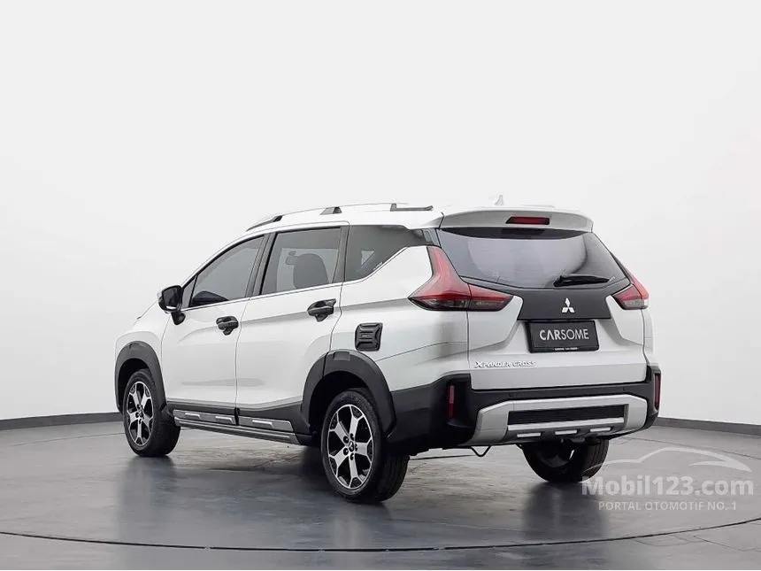 2022 Mitsubishi Xpander Cross Premium MPV