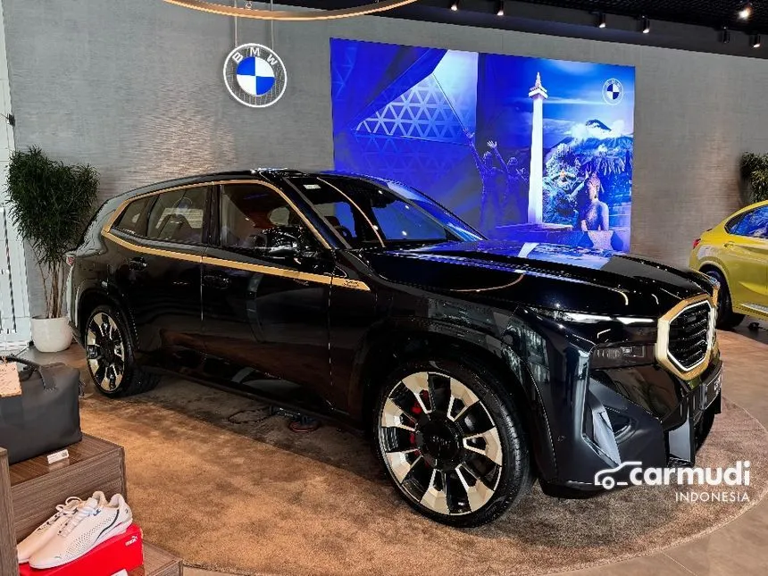 2023 BMW XM Wagon