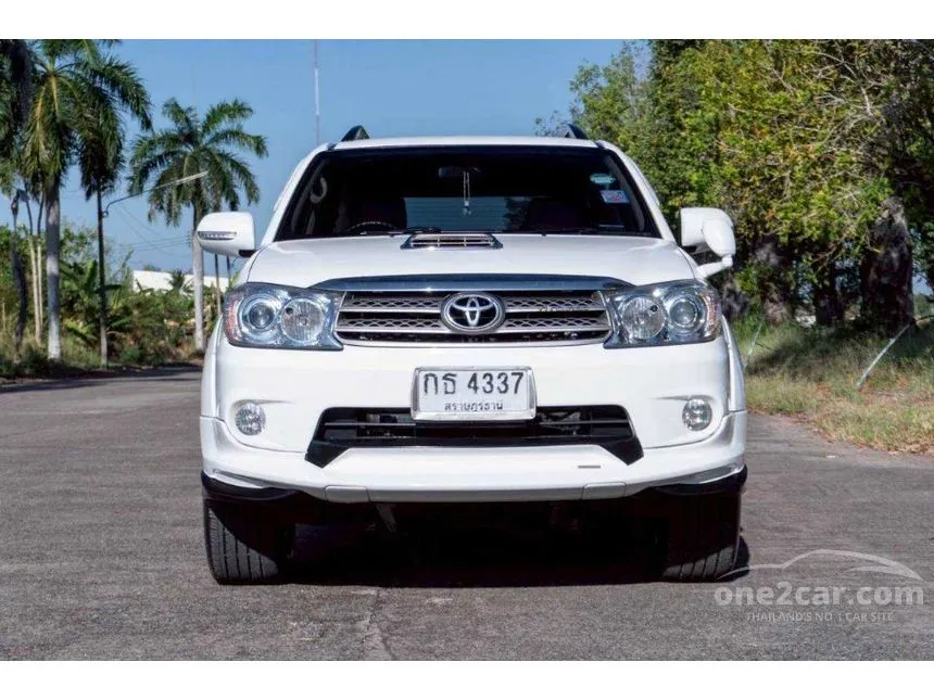 2010 Toyota FORTUNER G SUV