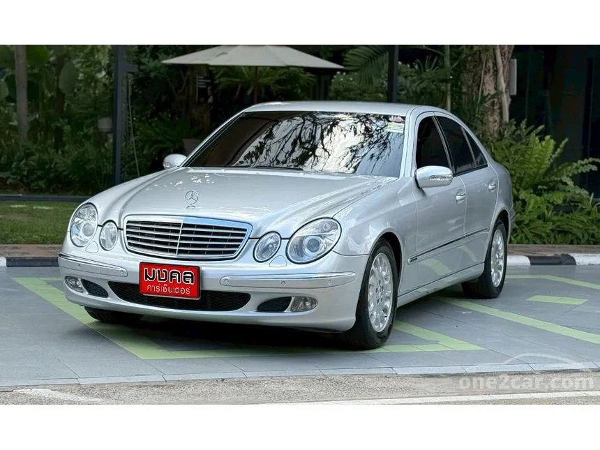 2005 Mercedes-Benz E200 Sedan