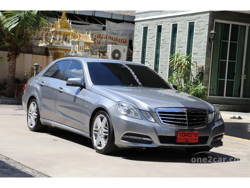 2011 Mercedes-Benz E250 Avantgarde CGI BlueEFFICIENCY Sedan