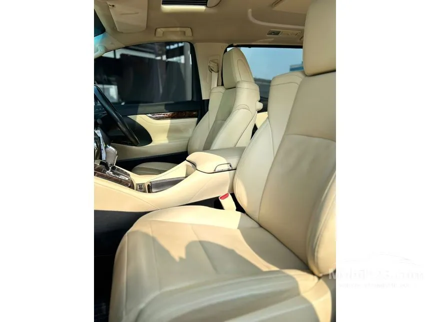 2022 Toyota Alphard G MPV