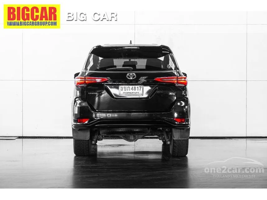 2022 Toyota FORTUNER Leader V SUV