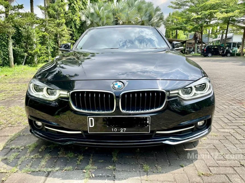 Jual Mobil BMW 320i 2016 Sport 2.0 di Jawa Barat Automatic Sedan Hitam ...