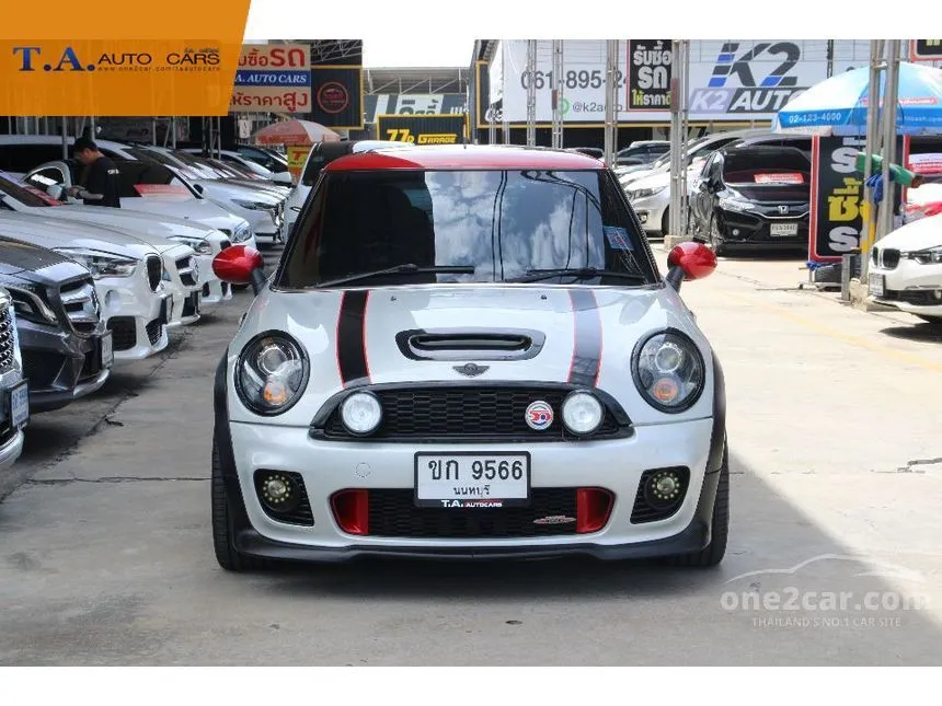 2011 Mini COOPER S Look 2 Hatchback