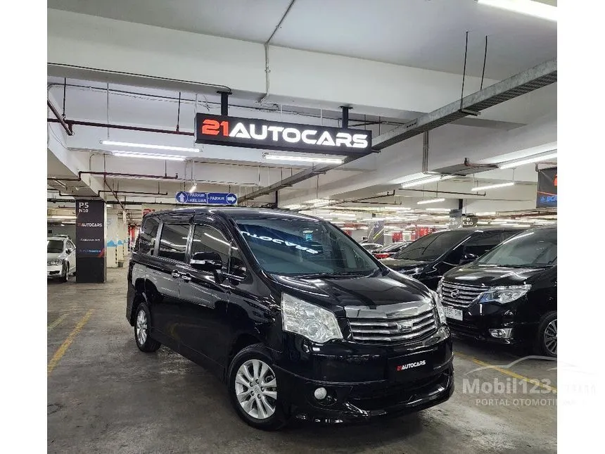 Jual Mobil Toyota NAV1 2017 V Limited 2.0 di DKI Jakarta Automatic MPV Hitam Rp 210.000.000