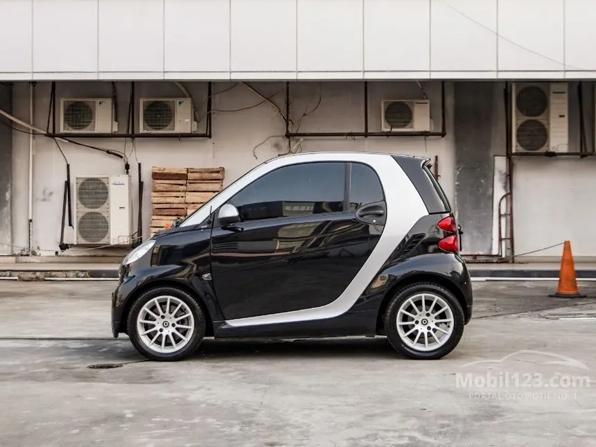 2010 smart fortwo Pure Coupe