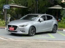 2017 Mazda 3 2.0 (ปี 14-18) S Sports Hatchback