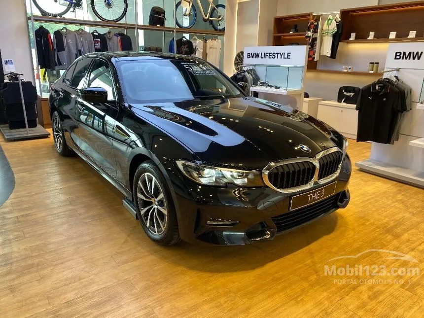 Jual Mobil BMW 320i 2022 Dynamic 2.0 di DKI Jakarta Automatic Sedan ...