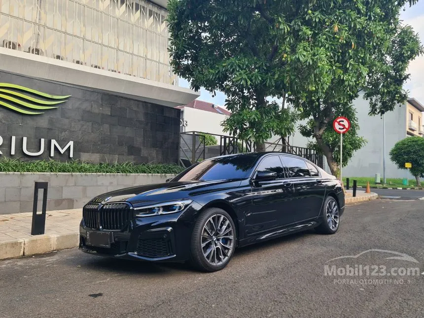 Jual Mobil BMW 730Li 2019 M Sport 2.0 di DKI Jakarta Automatic Sedan Hitam Rp 1.145.000.000