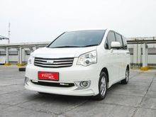 Toyota Nav1 2.0 V Lux AT 2014 Putih Plat ganjil Km 37 ribuan Terawat Record TDP MURAH 34 JUTA SIAP NEGO