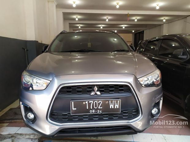 Mitsubishi Outlander Sport Mobil bekas dijual di Jawa 