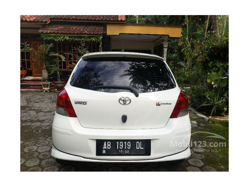 Jual Mobil  Toyota  Yaris  2010 S Limited 1 5 di Yogyakarta  