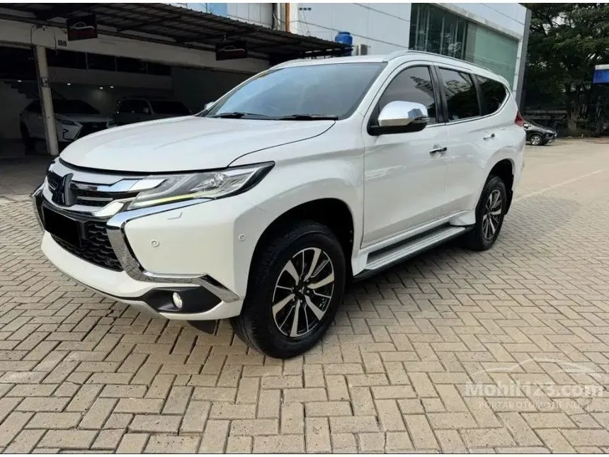 2017 Mitsubishi Pajero Sport Dakar Ultimate (White Pearl) SUV