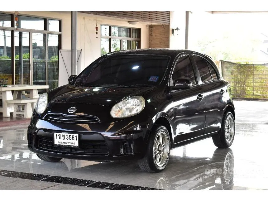 2012 Nissan MARCH V Hatchback