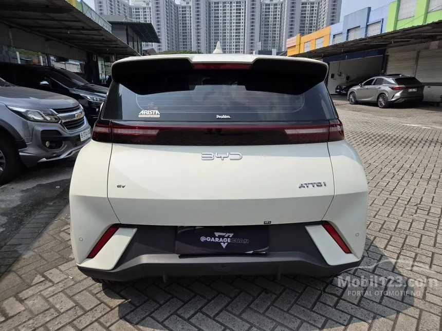 2025 BYD Atto 1 Standard Range Dynamic Hatchback