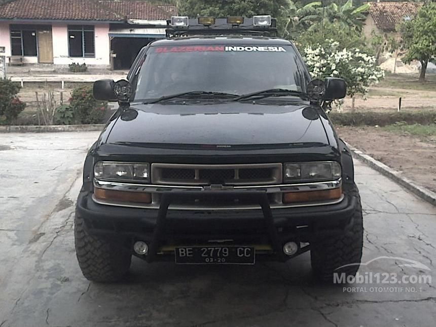 Jual Mobil Opel  Blazer  2000 Montera LN 2 2 di Lampung 