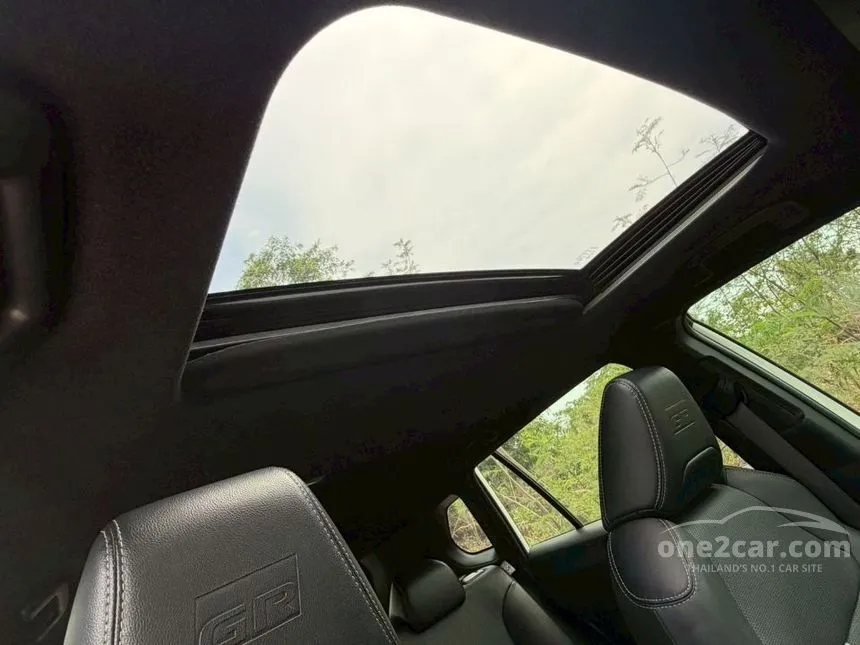 2022 Toyota Corolla Cross Hybrid Premium Safety GR Sport SUV