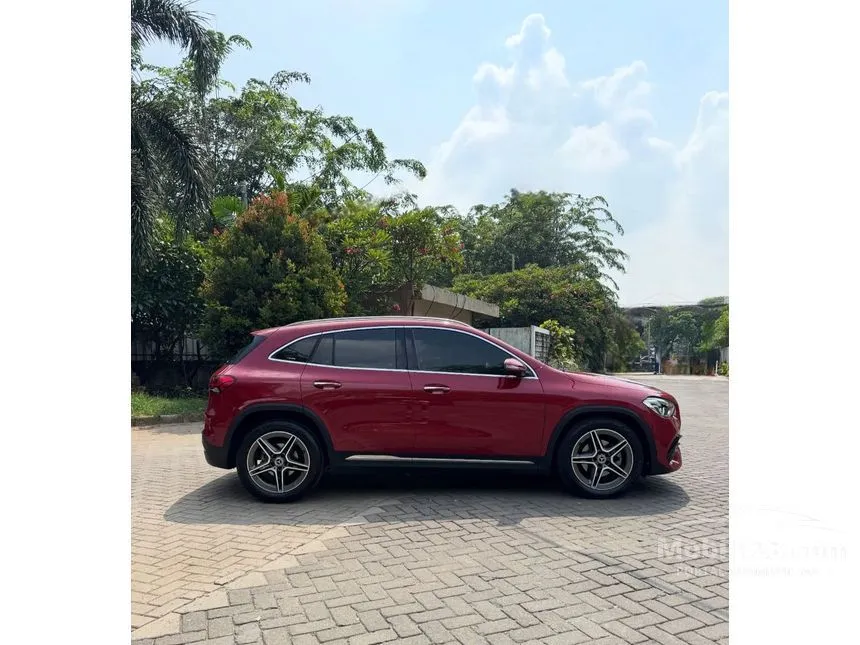2021 Mercedes-Benz GLA200 AMG Line SUV