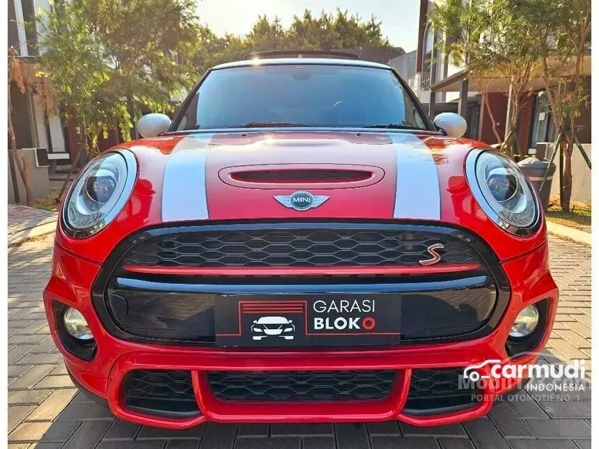 2015 MINI Cooper S Hatchback