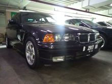 1991 BMW 318i 1.8 1.8 Manual Sedan